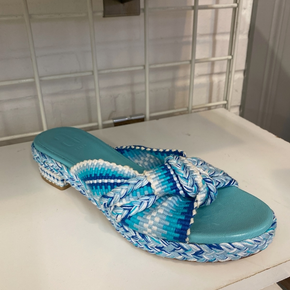 NIB Antolina shoes